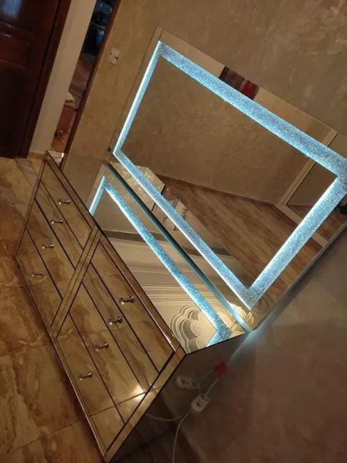 Coiffeuse miroirs table de nuit miroirs كوافوز ميروار مرايا  