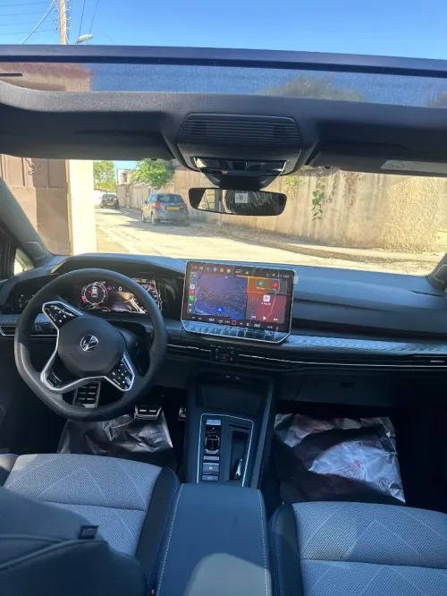 Volkswagen Golf 8 2025 R