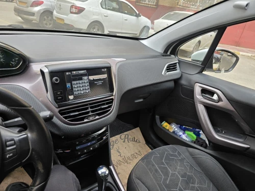 Peugeot 2008 2015 Allure