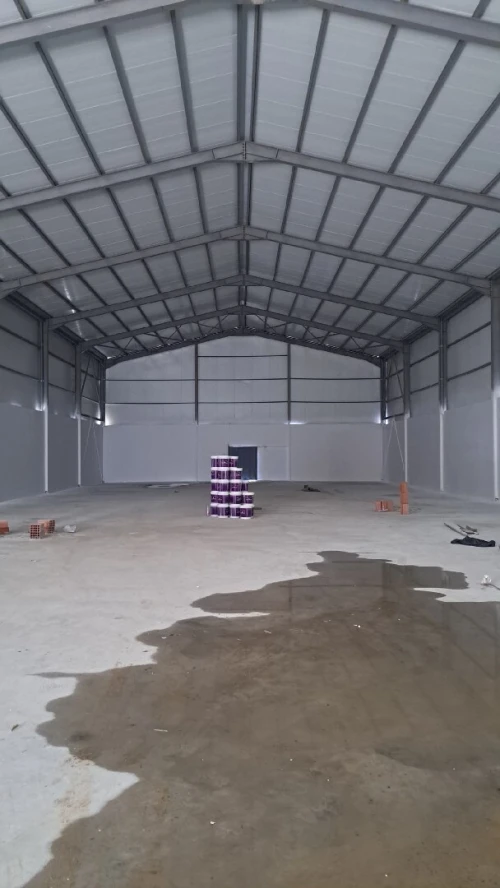 Location Hangar - Usine Alger Les eucalyptus