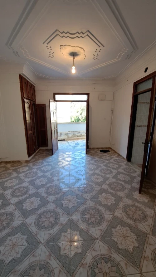 Location Appartement Niveau de villa F5 Alger Baba hassen