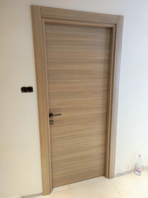Montage Porte Intérieur Modern PVC Bois et mdf