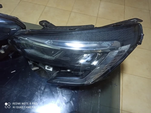 Phare clio 5   RS LINE   RENAULT  Côtés droit et gauche 05.54.32.22.19