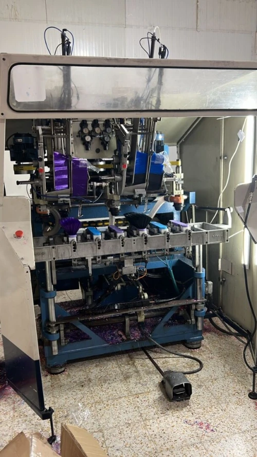 Machine balais