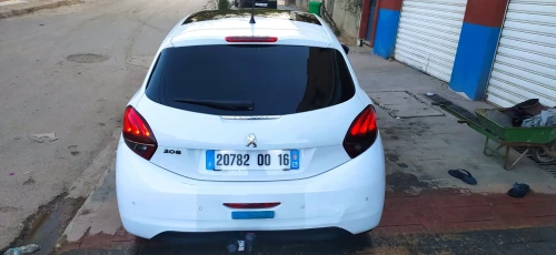 Peugeot 208 2017 Access Facelift