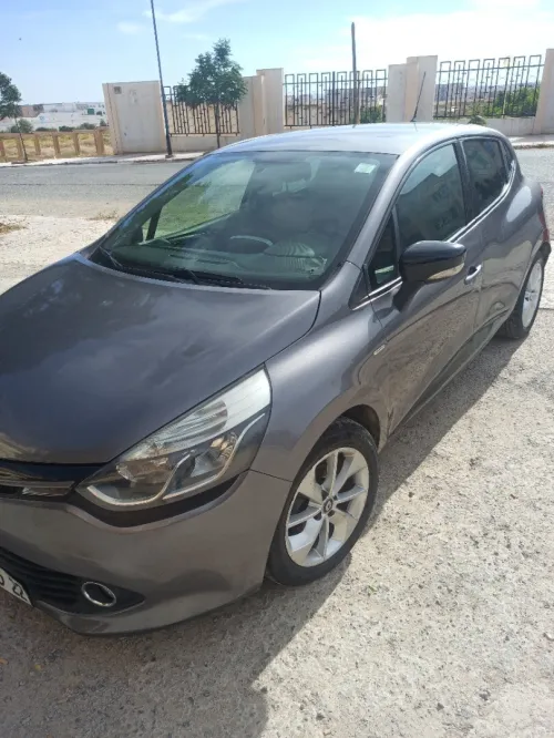 Renault Clio 4 2016 Limited 2