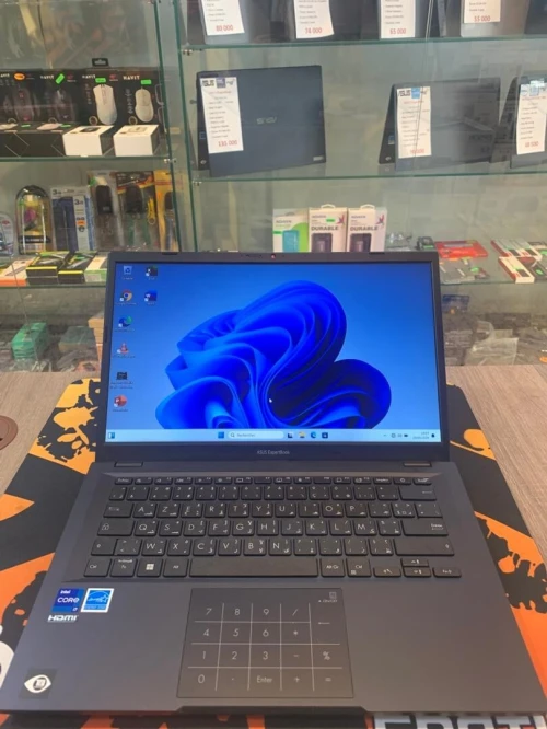 ASUS ExpertBook  i7 1355U Ram 16 ddr4 SSD 512 NVME