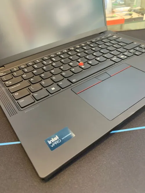 t14 thinkpad ultra5 135u ram16 ddr5/512ssd nvme