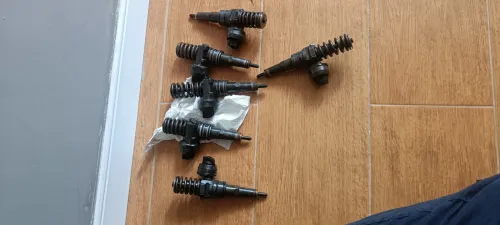 Injecteurs caddy Volkswagen 038130073AP