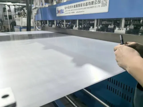 Jwell Machine d'extrusion de plaques alvéolées ondulées en PP 