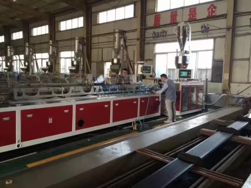 ligne d'extrusion de stores en PVC Jwell