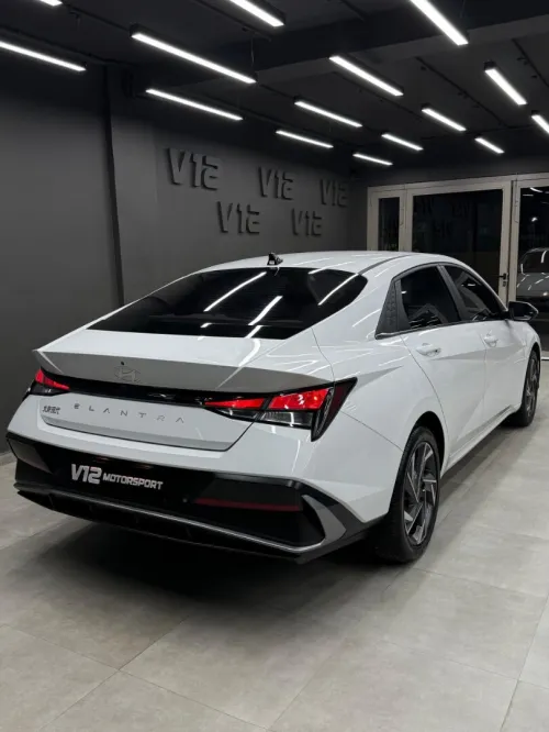 Hyundai ELANTRA 2025 LUXURY