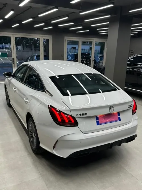 MG MG5 2026 