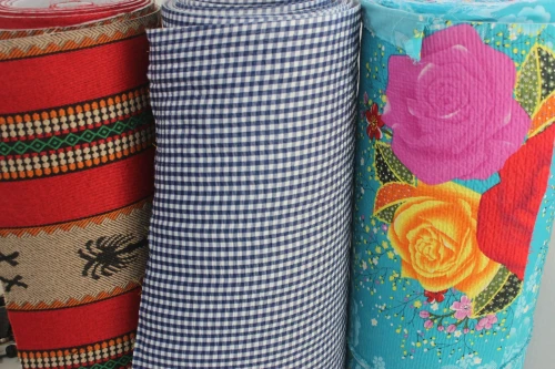 القماش المبطن /Laminage de mousse polyéthylène avec tout type de tissu