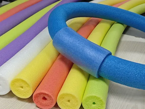 Bâton flottant /Frite en mousse polyéthylène: Plaisir aquatique, sécurité assurée !