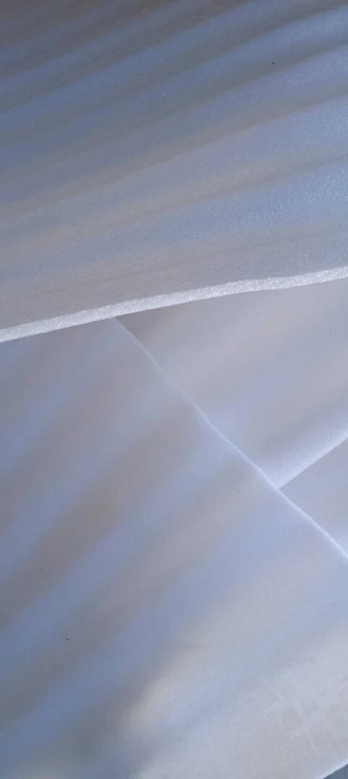 رولات فوم بولي إيثيلين/ Rouleaux en mousse