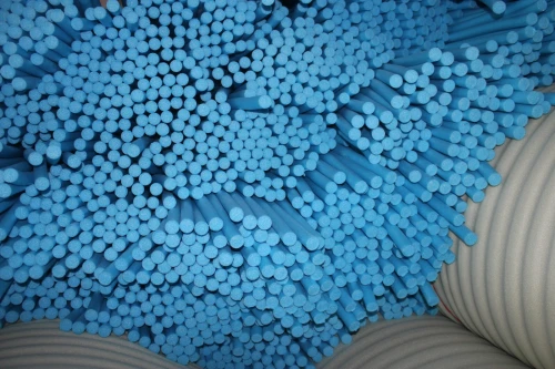 انابيب صناعة عوازل الابواب/les tubes en mousse pour isolant de portes