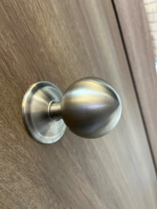 Des portes extérieur 