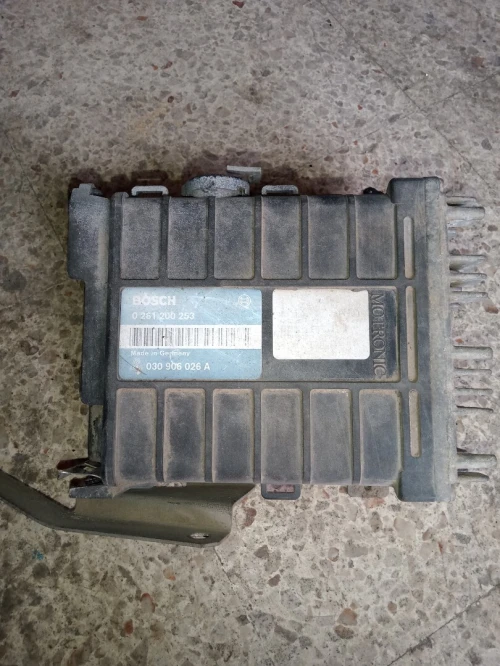 Pièces vw polo 55 année 92