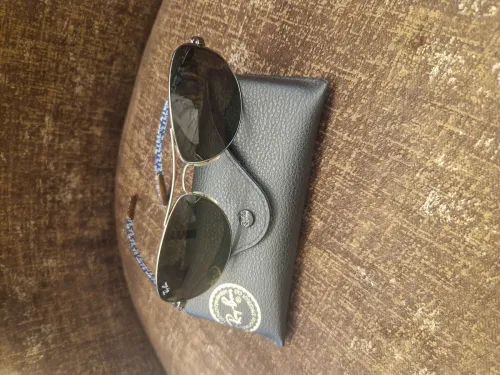 Lunettes solaires ray-ban 