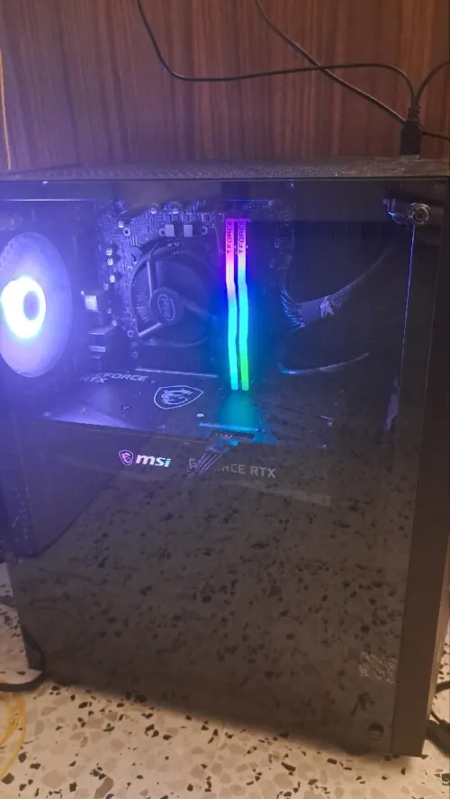 Pc gamer MSI i5 11400f RTX 3050 16GB DDR4