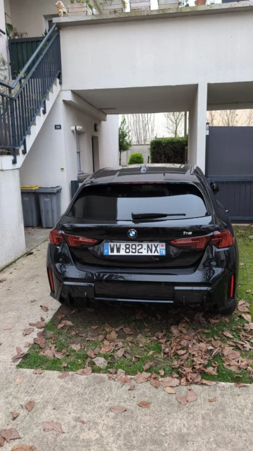 BMW Série 1 2025 Msport F70 160i black 🖤