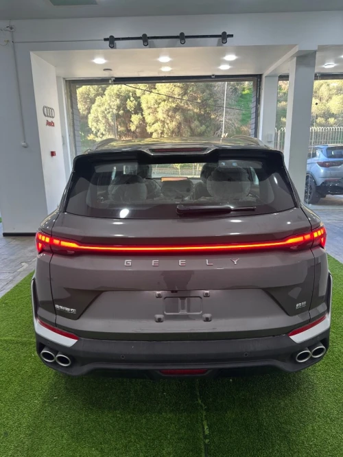 Geely Coolray 2025 