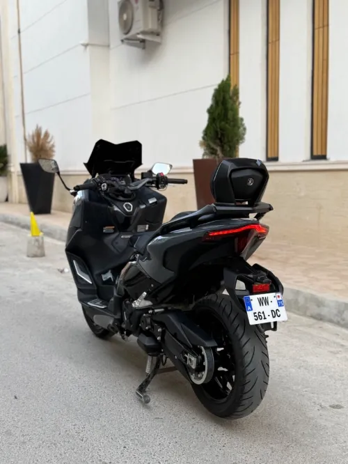 Yamaha Tmax 562 2023