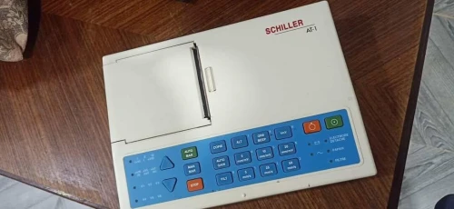 Ecg Schiller AT1