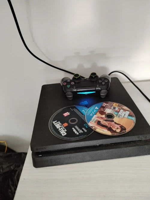 ps4 slim 