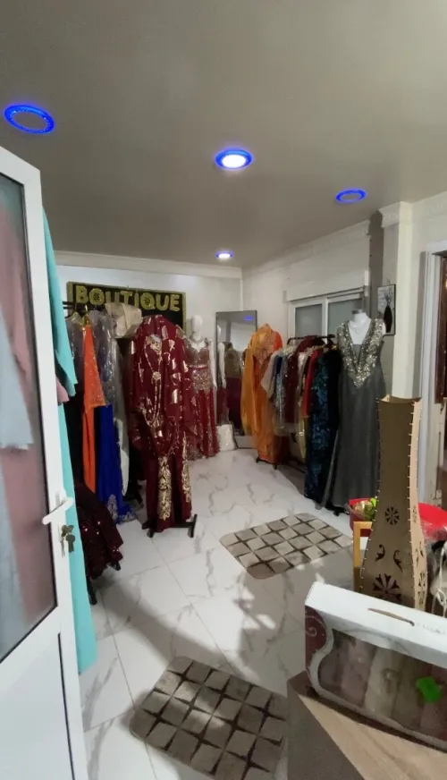 Robes de soirée, Caftan et karakou et autres accessoires 