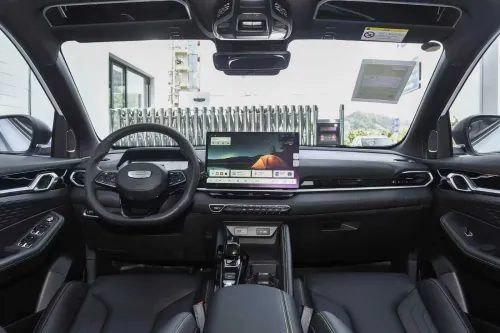 Geely Coolray 2025 Full options starshine edition