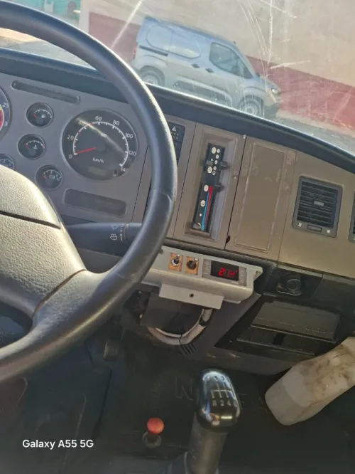 Nissan ATlEON 2006