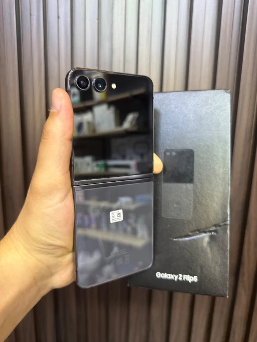 Samsung Z flip 5