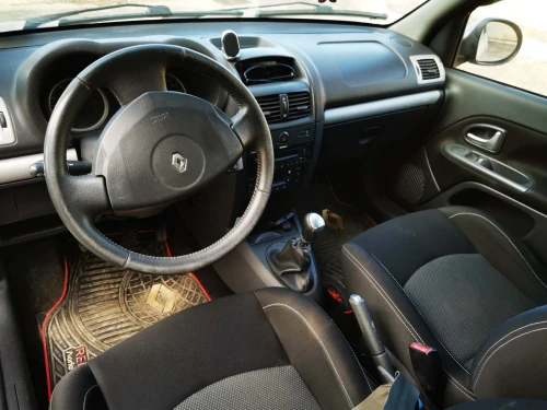 Peugeot Clio compus 2014 La tout