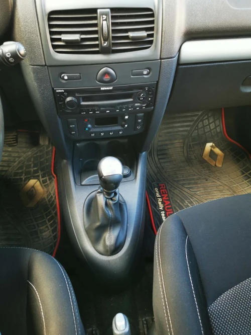 Peugeot Clio compus 2014 La tout
