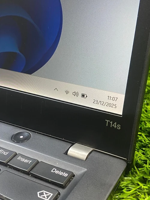 Lenovo Thinkpad t14s i5 10eme ram 8Go SSD 256Go Ecran Tactile