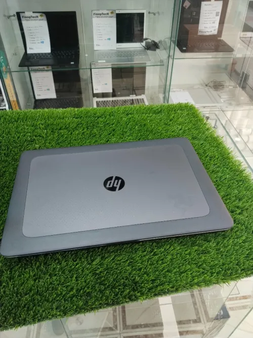 HP ZBook 15 G3| i7 6820HQ Ram 32Go SSD 512Go HDD 500Go NVIDIA Quadro M1000M