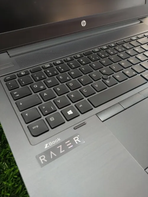 HP ZBook 15 G3| i7 6820HQ Ram 16Go SSD 512Go HDD 500Go NVIDIA Quadro M1000M