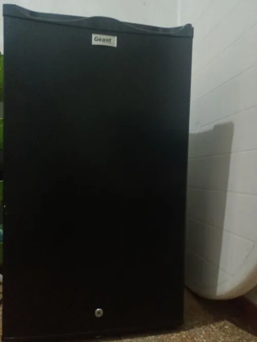 Liquidation : Maxi refrégérateur Géant NOIR 