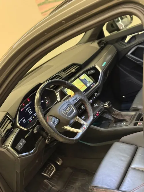 Audi Q3 2024 S line