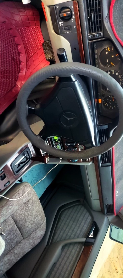 Mercedes Classe E 1992 D300