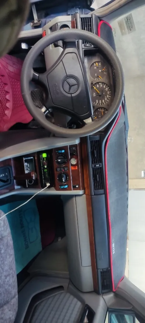 Mercedes Classe E 1992 D300