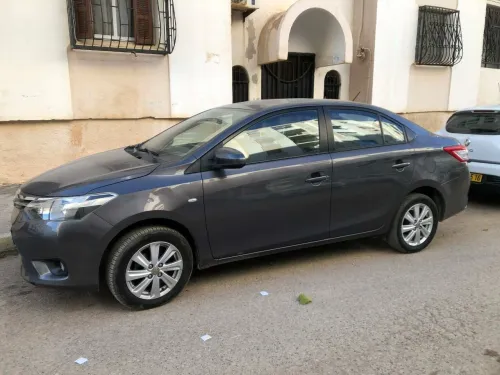 Toyota Yaris 2015 playe E