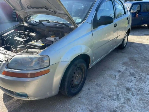 Chevrolet Aveo 4 portes 2004 Aveo 4 portes