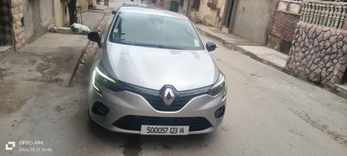 Renault Clio 5  2023 Equilibre