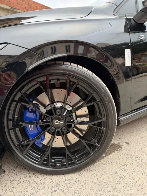 Volkswagen Golf 8 2025 R 333 