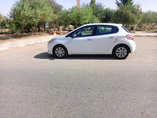 Peugeot 208 2013 Access