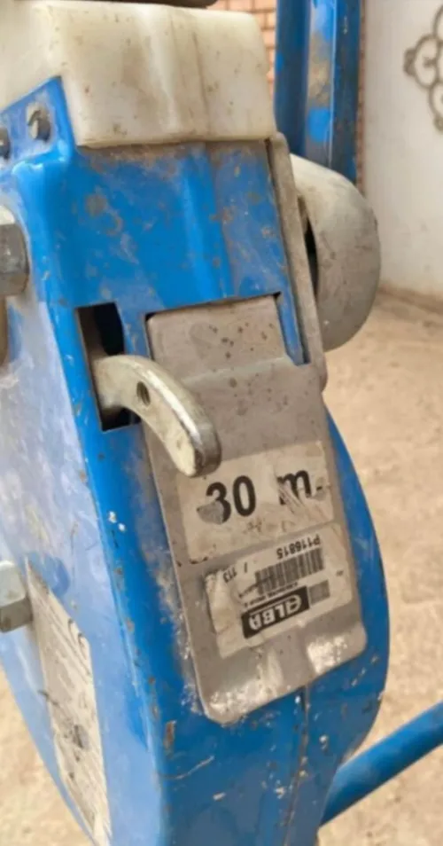 Location plateforme nacelle panneau suspendu 