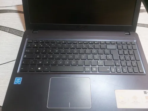 ASUS VIVOBOOK X543MA